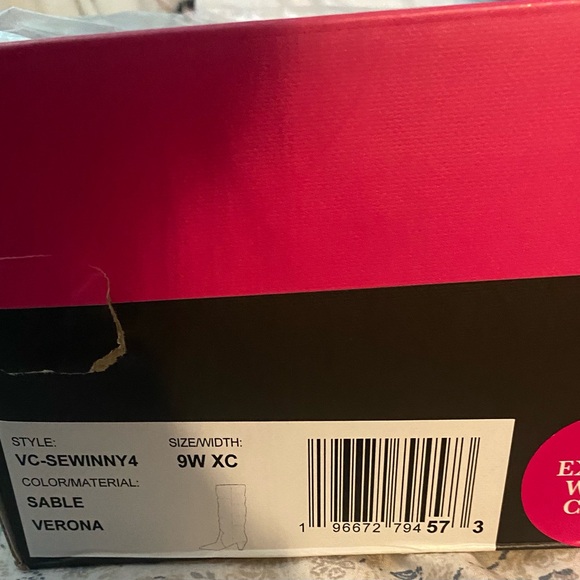 Vince Camuto Women's Sewinny Knee High Boot Fashion. Extra Wide - Picture 5 of 5